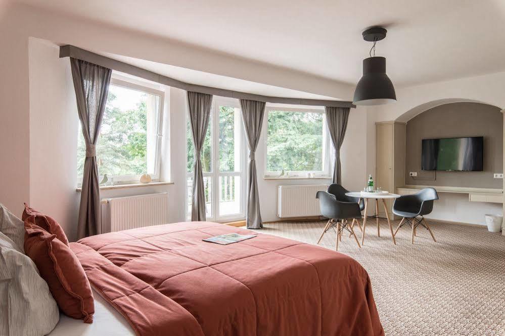 Villa Augustusberg Petrovice  Esterno foto