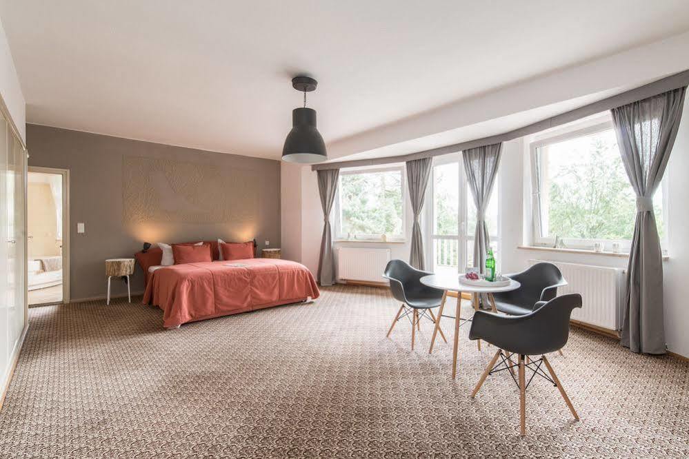 Villa Augustusberg Petrovice  Esterno foto